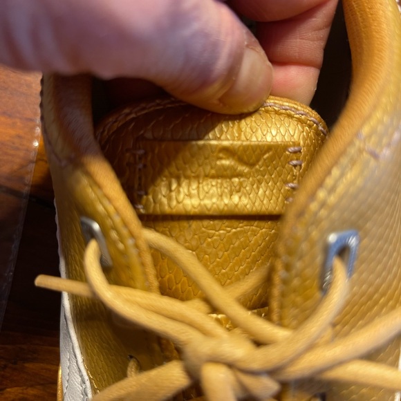 Puma | Cell Akila Leather Running Shoes - Picture 11 of 12